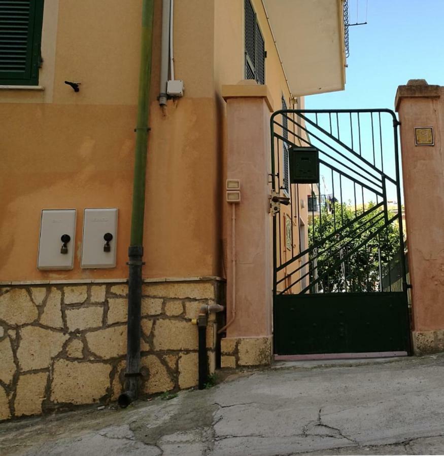 Casa Vincenzina Apartman Finale Ligure Kültér fotó